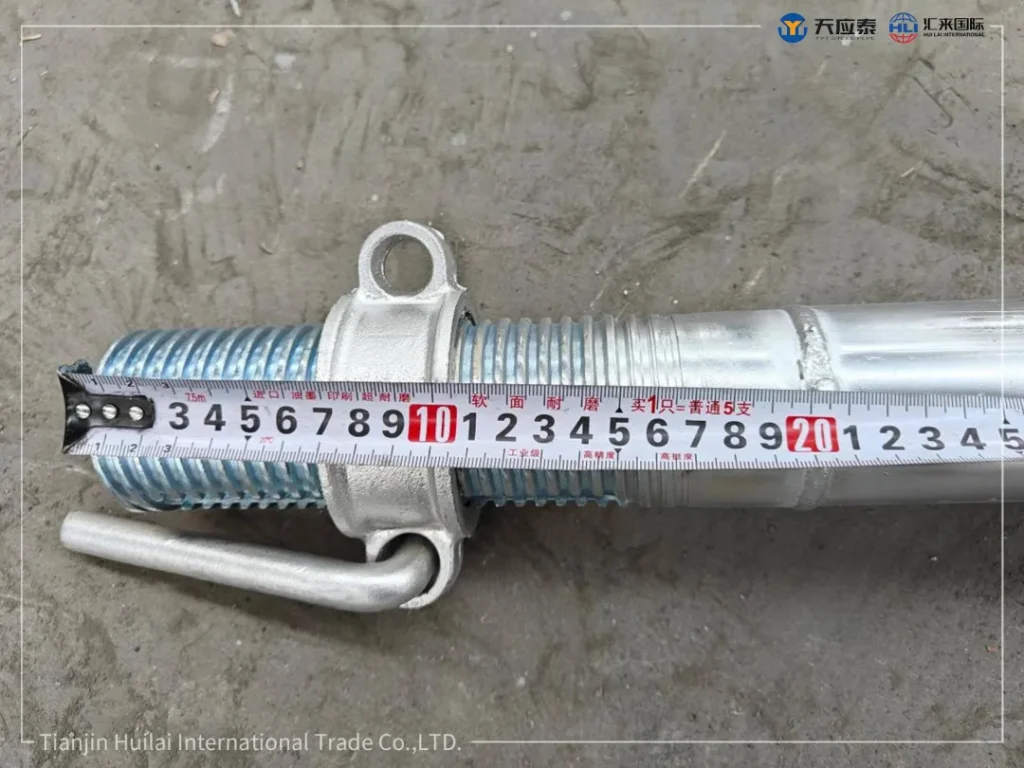 Threaded adjustment sleeve and locking pin measured on EN1065 steel prop